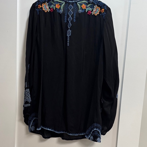 Johnny Was Black lightweight Blouse with Multicolor Embroidery XL tie at neck - Picture 10 of 15